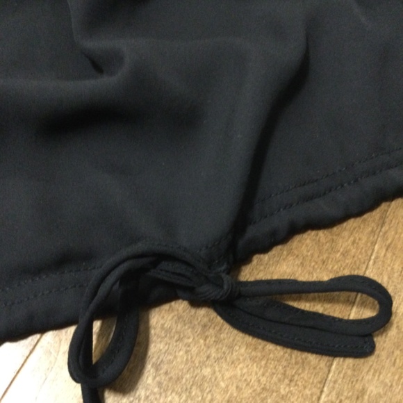 Womens black tank top - Picture 2 of 5